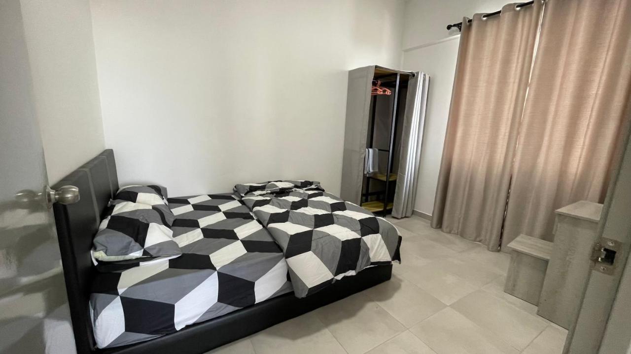 Sandakan Homestay 3Bedroom 2Bath Joyful Cottage 喜悦小屋 For 5 Guests Екстер'єр фото