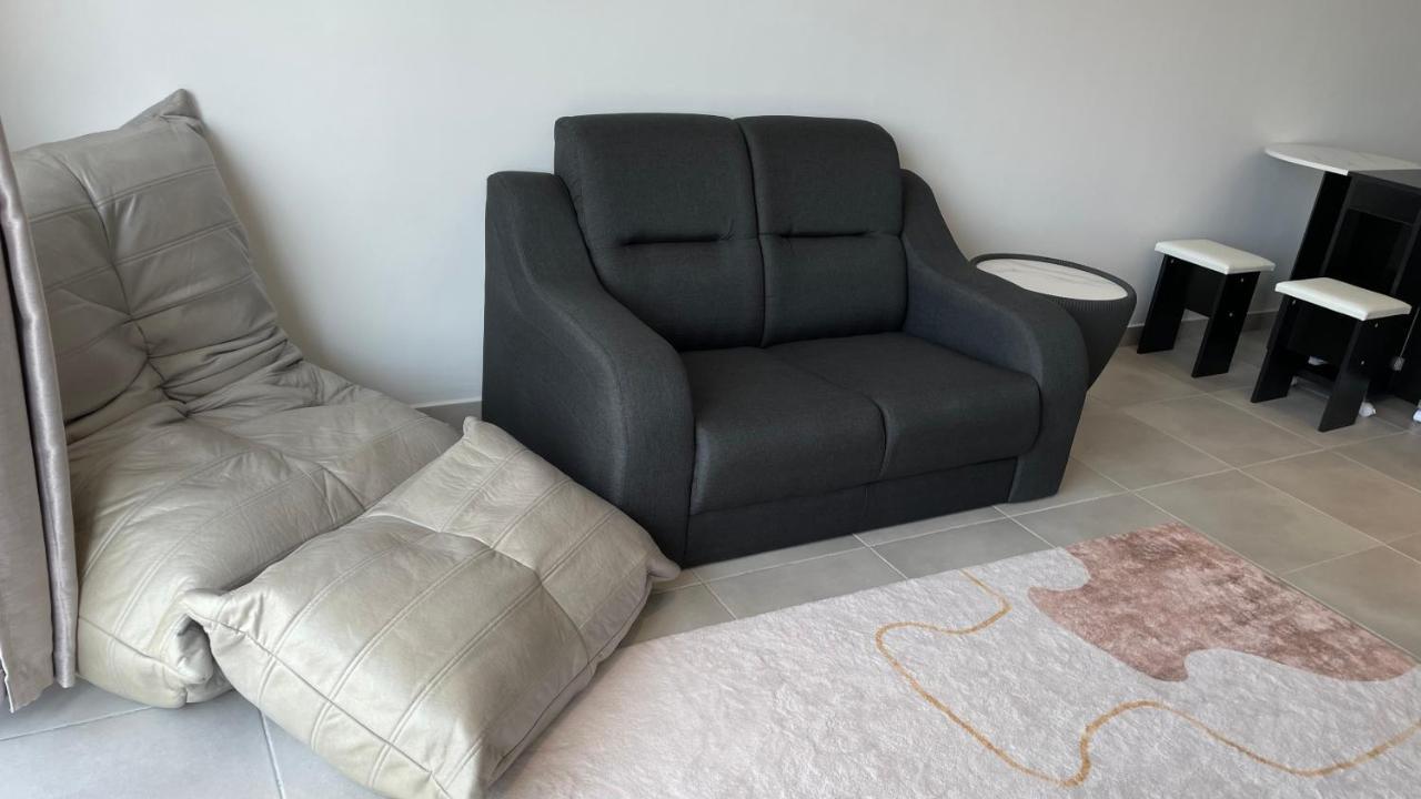 Sandakan Homestay 3Bedroom 2Bath Joyful Cottage 喜悦小屋 For 5 Guests Екстер'єр фото
